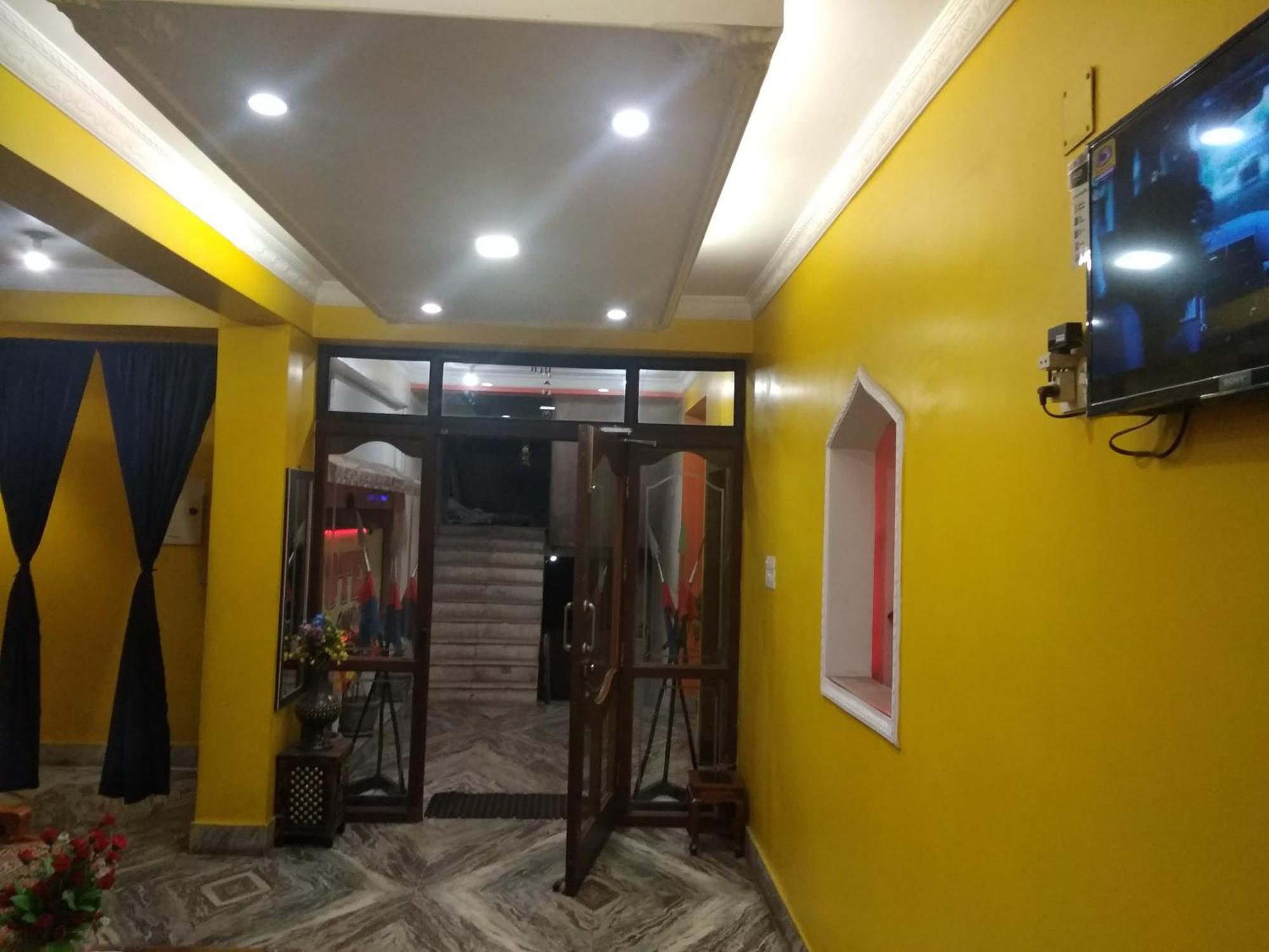Hotel Chandrakala Regency 300 Meters From Dhanbad Railway 외부 사진